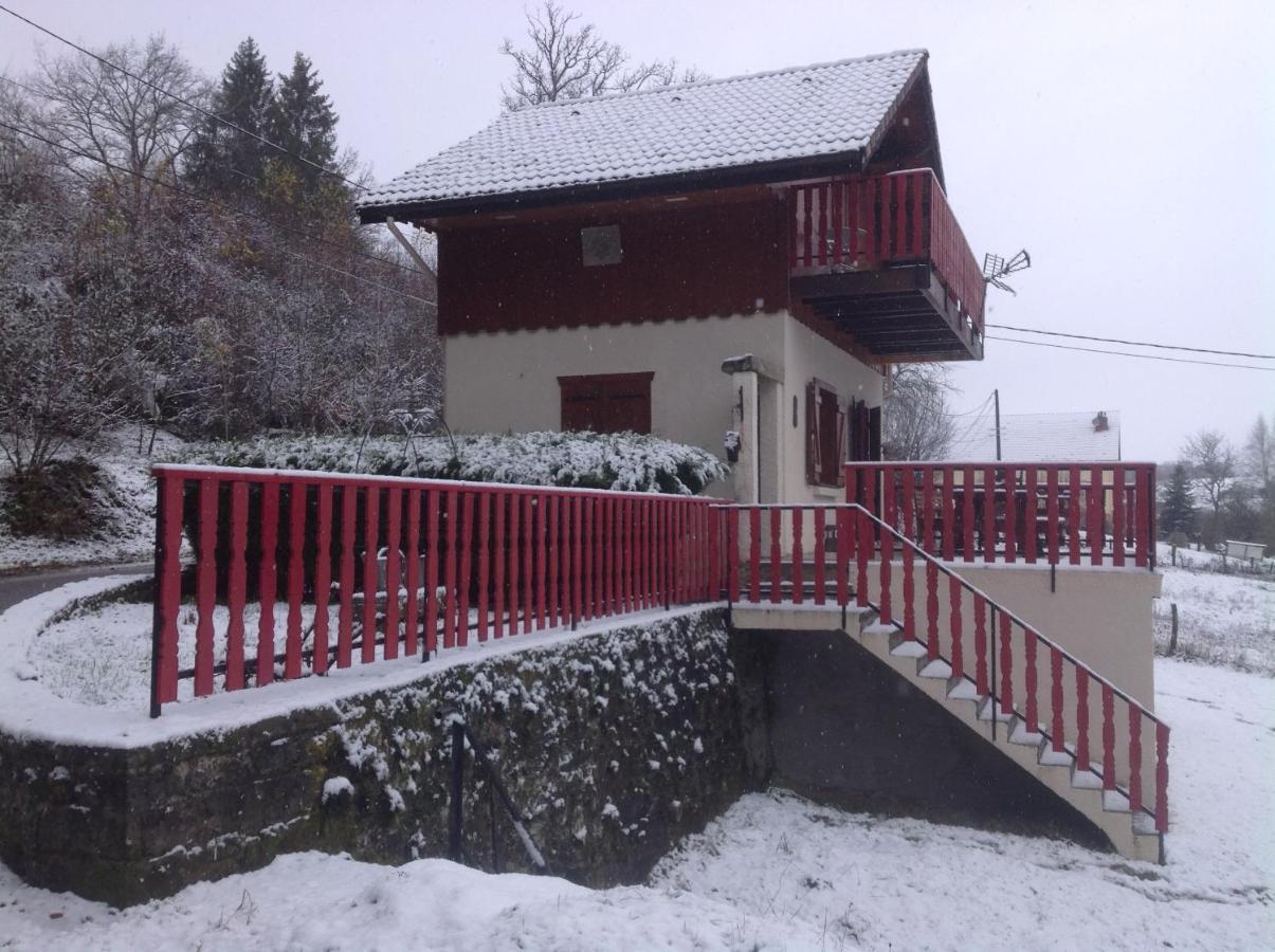 Gite du creux de la goutte Xertigny Extérieur photo