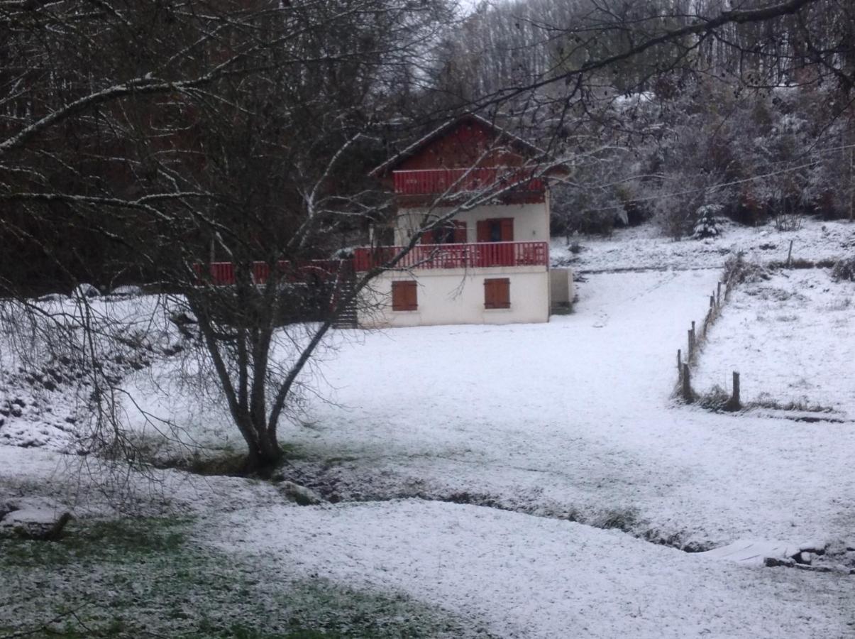Gite du creux de la goutte Xertigny Extérieur photo
