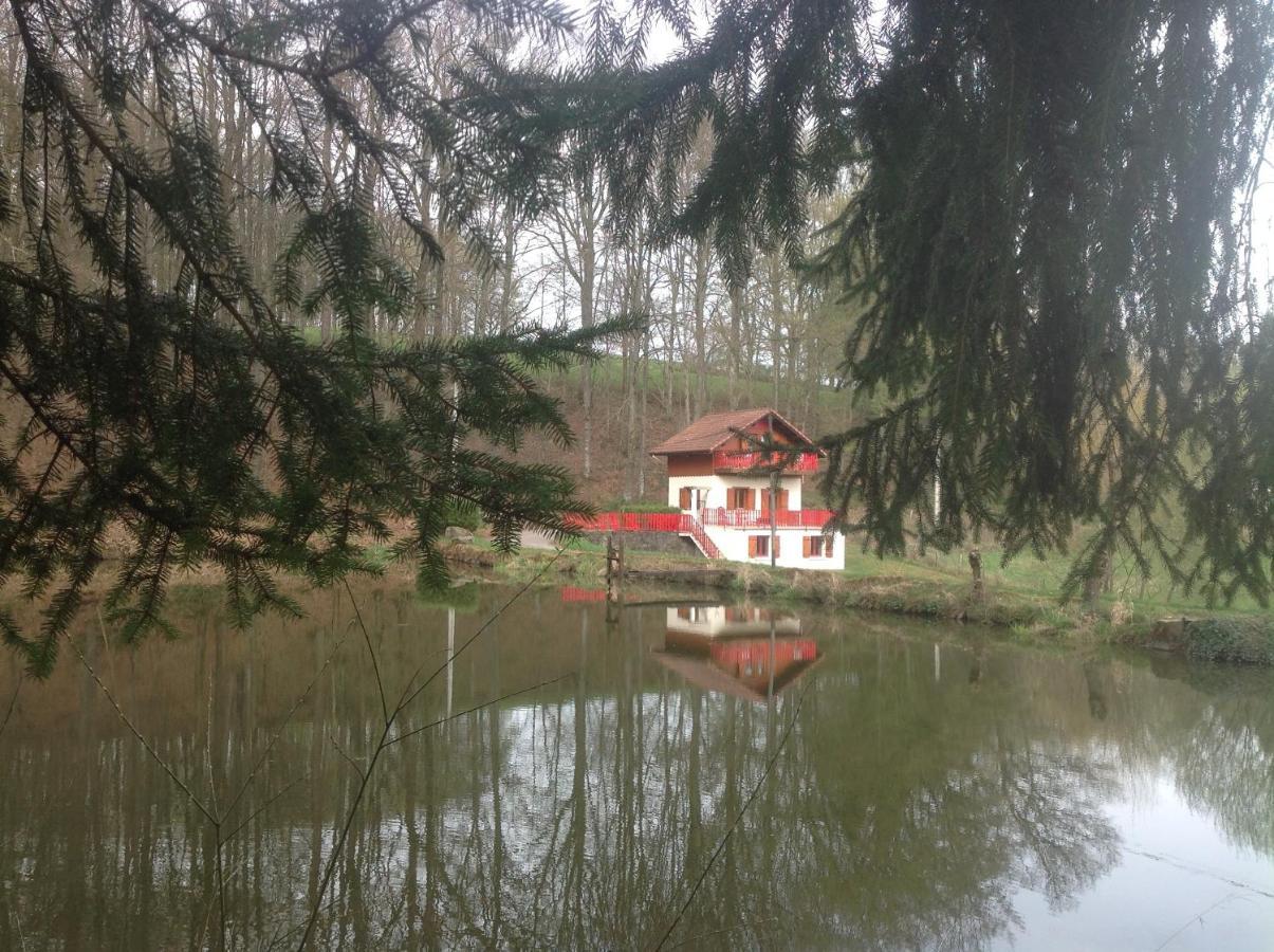 Gite du creux de la goutte Xertigny Extérieur photo